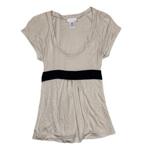 Symmetry tie back top